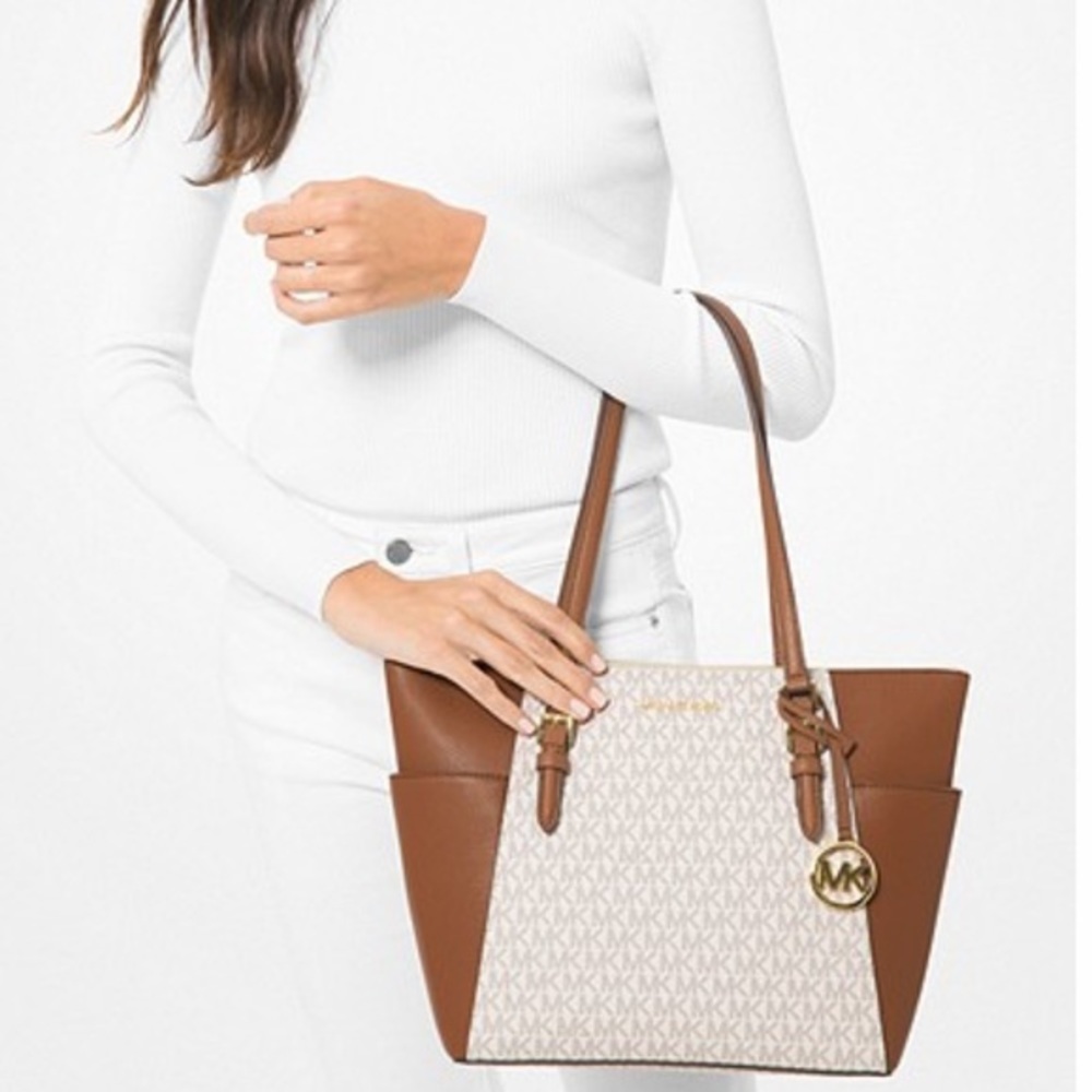 MICHAEL KORS LARGE CHARLOTTE SHOULDER TOTE VANILLA